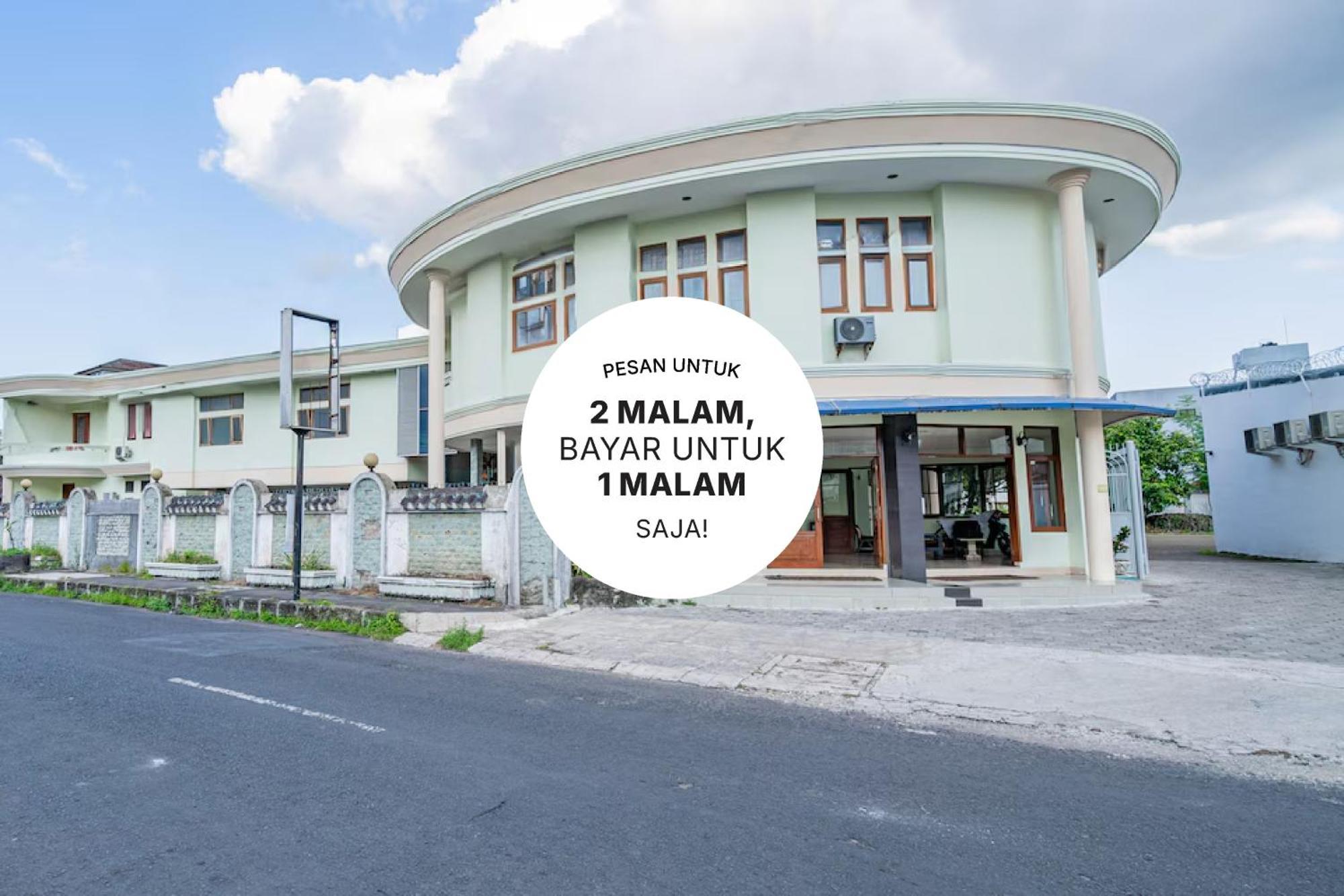 Collection O Tasikmalaya Near Stadium Wiradadaha Formerly Hotel Abadi Extérieur photo